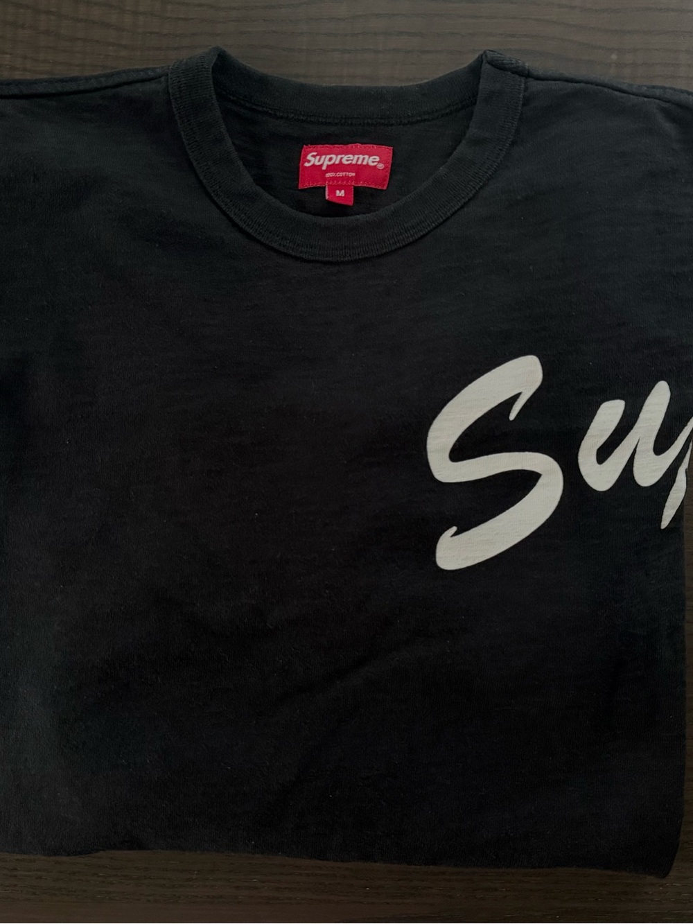 Supreme Script Logo T-Shirt – Size Medium – - Picture 2 of 3